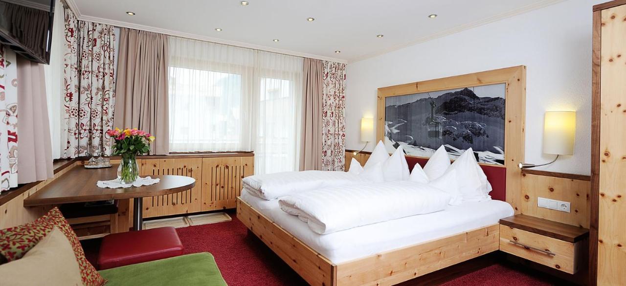 Hotel Kristall B&B Ischgl Dış mekan fotoğraf
