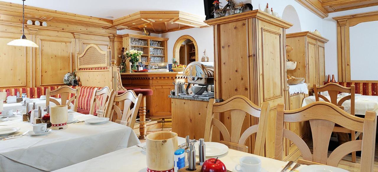 Hotel Kristall B&B Ischgl Dış mekan fotoğraf