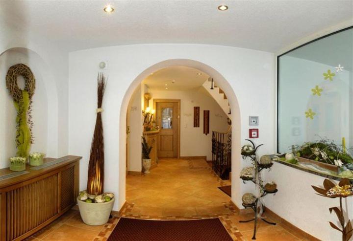 Hotel Kristall B&B Ischgl Dış mekan fotoğraf
