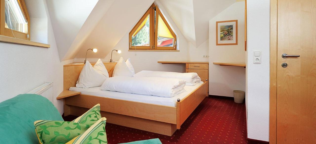 Hotel Kristall B&B Ischgl Dış mekan fotoğraf